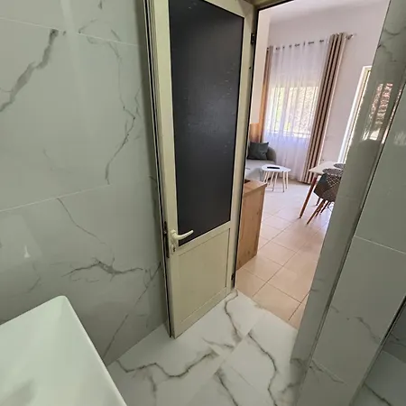 Relaxing Escape Golem (Tirana)